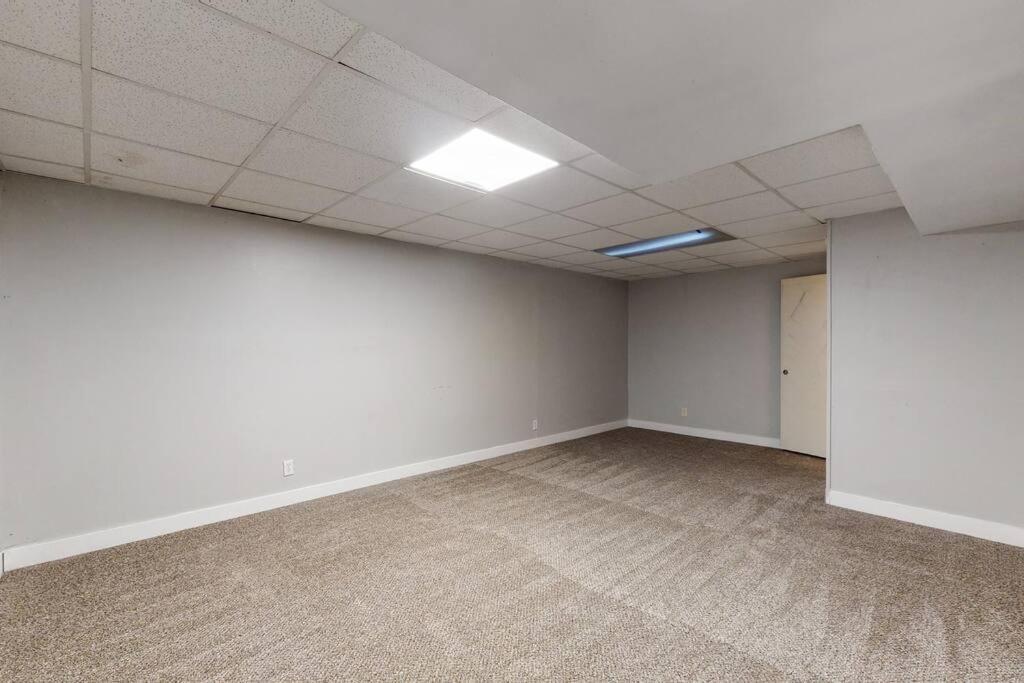Large Remodeled Home With 5 Bedrooms 4 King Bed 世纪市 外观 照片