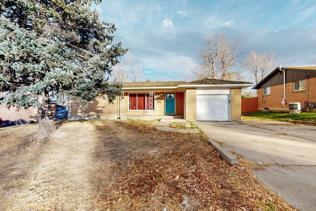 Large Remodeled Home With 5 Bedrooms 4 King Bed 世纪市 外观 照片